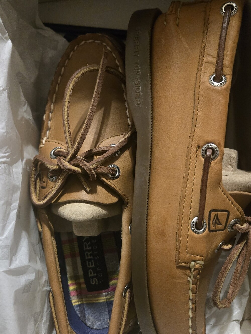 New In Box. Womans Sperry Sahara (Honey Sole) Boat Shoe. - Picture 5 of 6